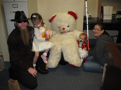 A family and the Christmas Teddy Bear